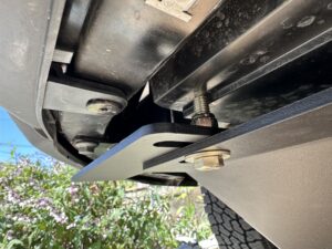 juggernaut skid plate front bolted to bracket